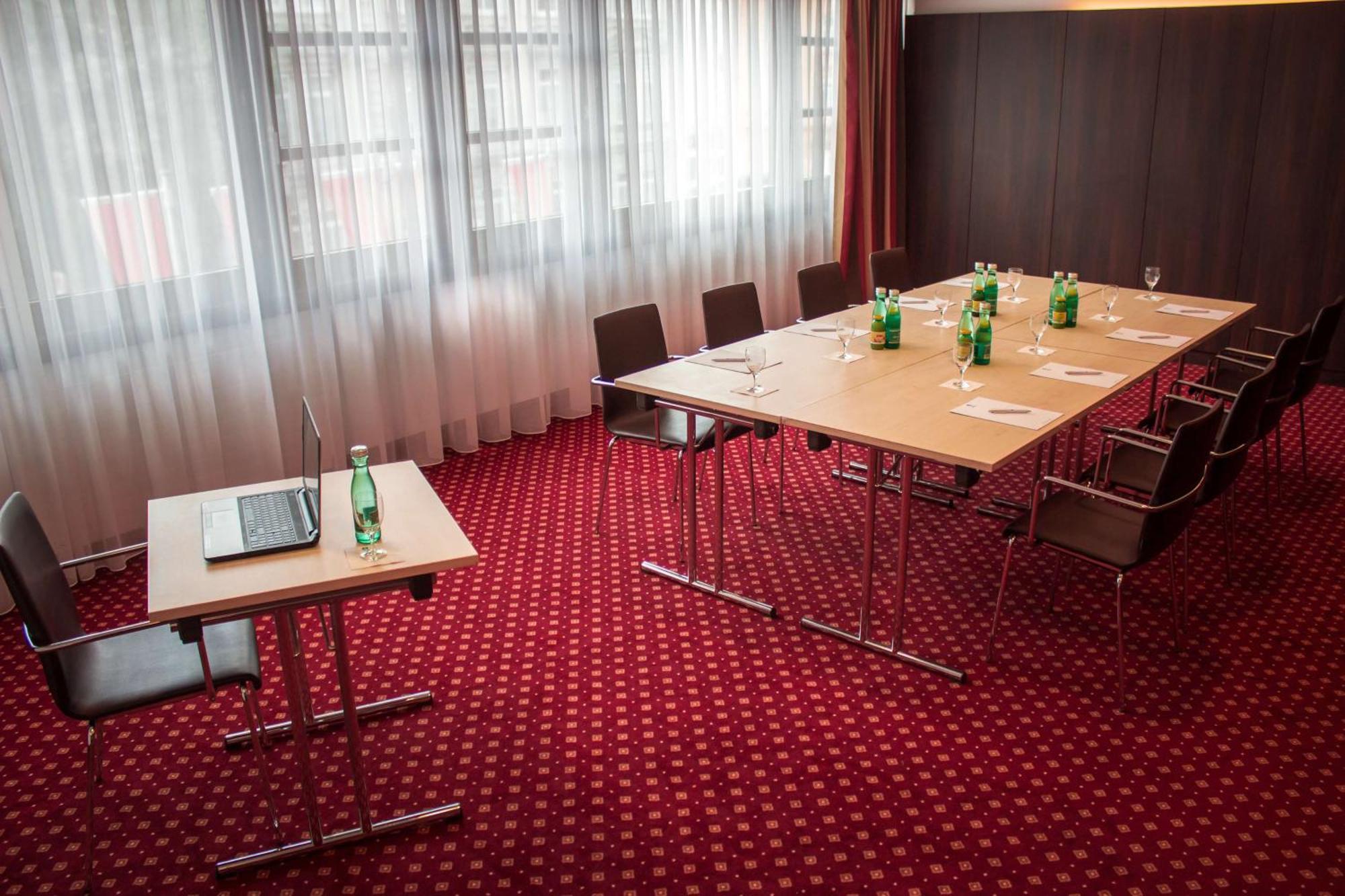 Best Western Plaza Hotel Wels Exterior foto